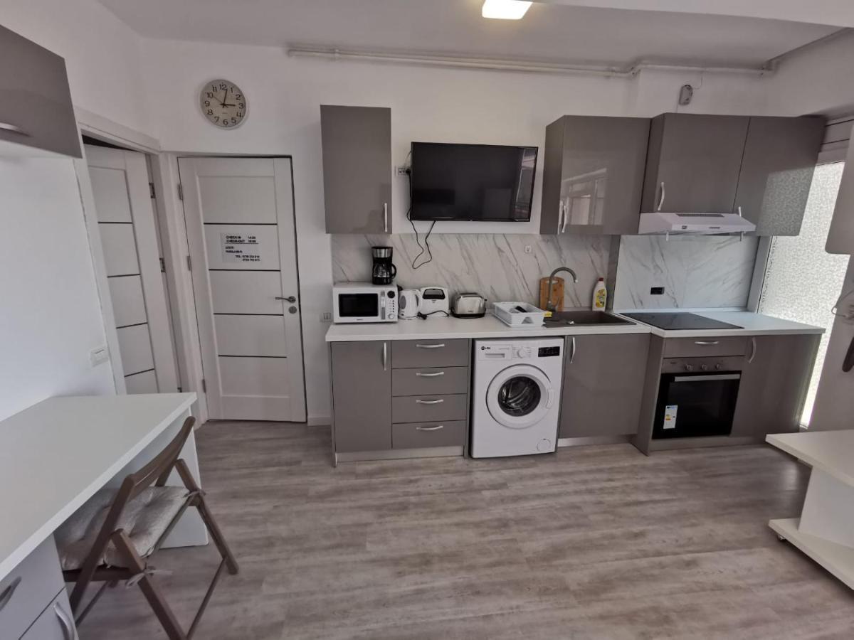 Grand Mamaia Lake Apartments คอนสตันซา ภายนอก รูปภาพ