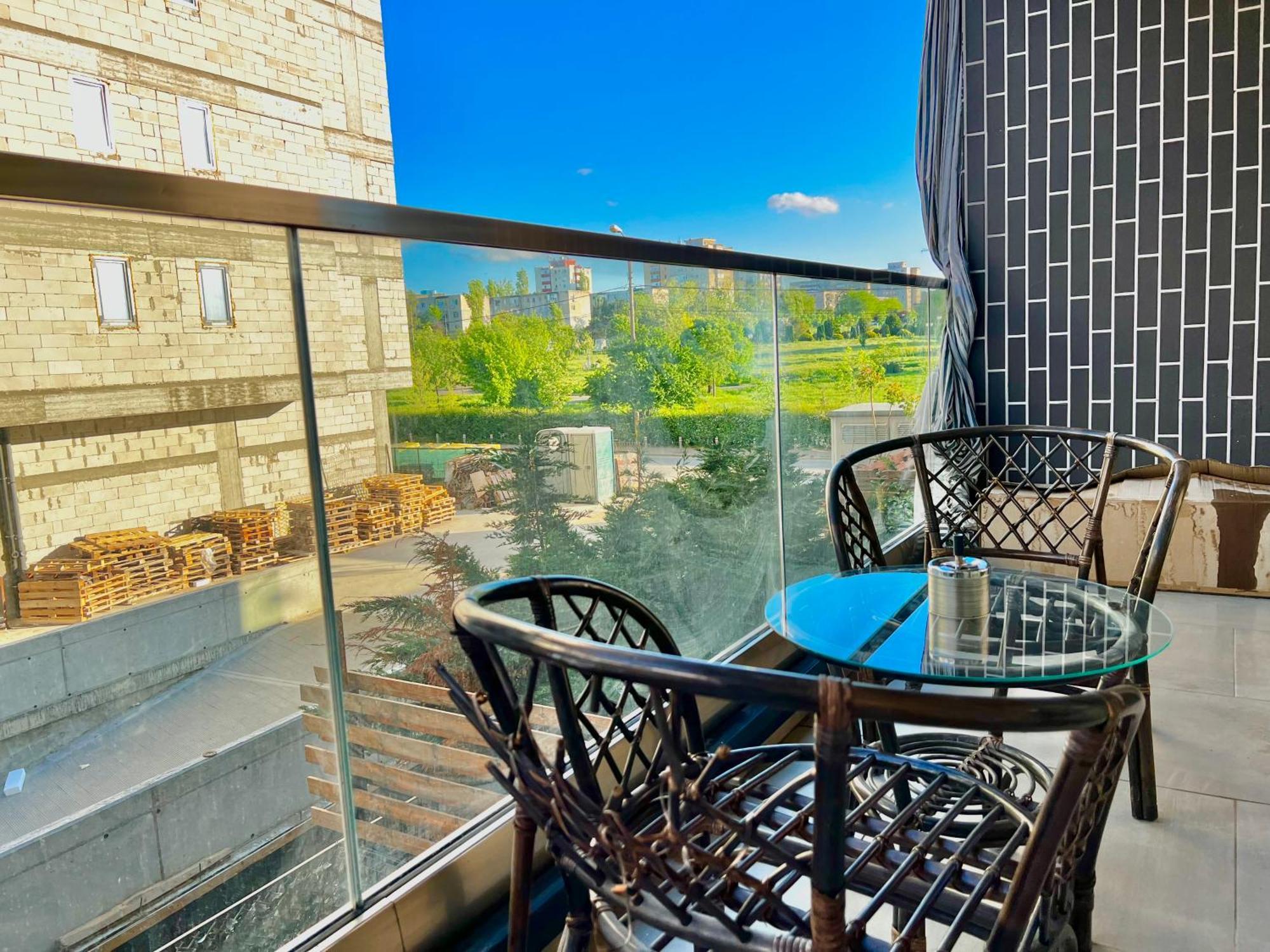 Grand Mamaia Lake Apartments คอนสตันซา ภายนอก รูปภาพ