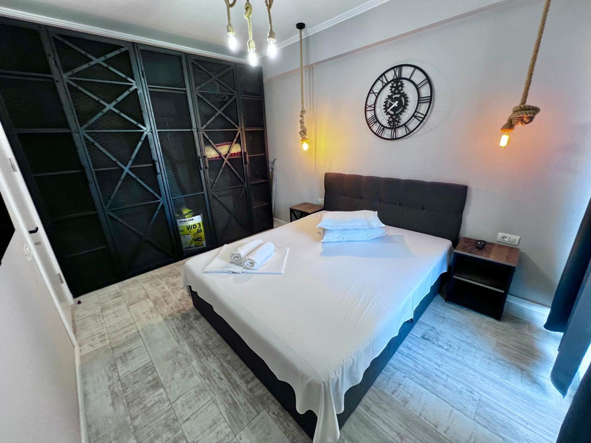 Grand Mamaia Lake Apartments คอนสตันซา ภายนอก รูปภาพ